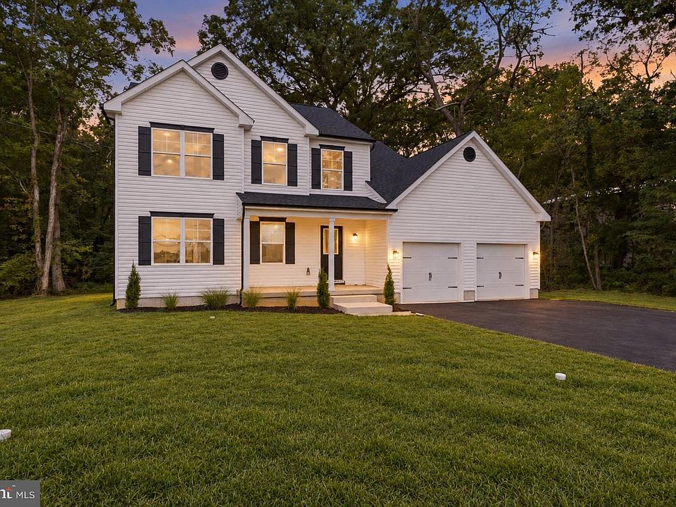 1st image of 930 Aura Rd