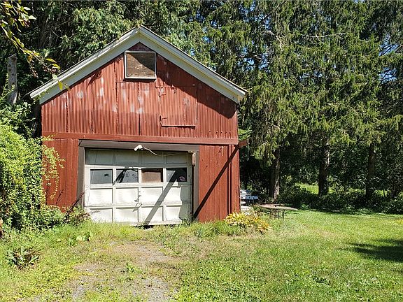 5th image of 139 Charlotte Creek Rd