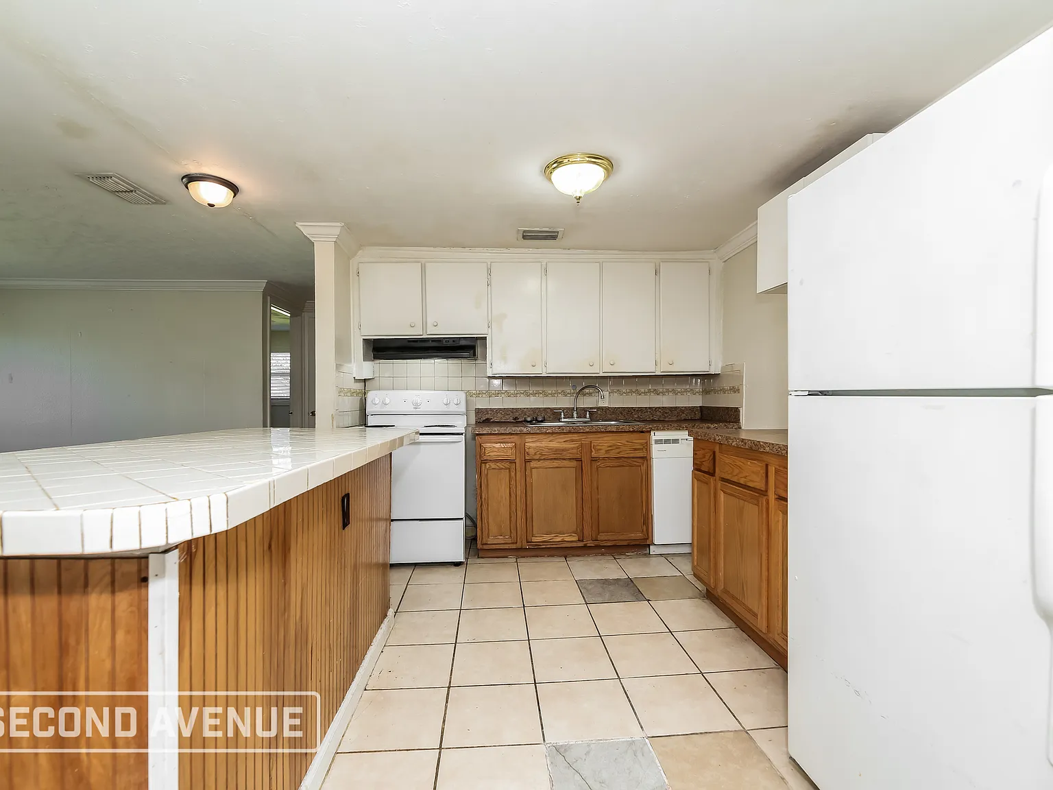 3 bed, 2.0 bath, 1269 sqft, $1,295 — Photo 4