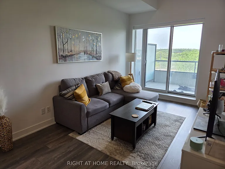 2485 Taunton Rd #435 — Photo 8