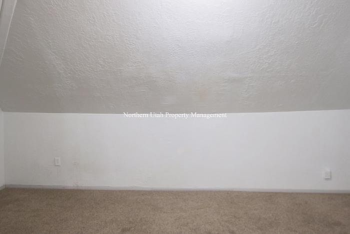 3 Front Room View 2_11122019