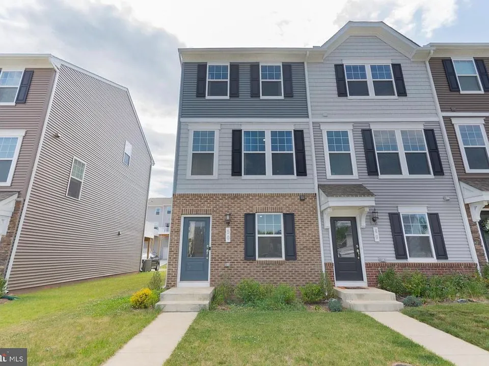 50 Coolidge Ave #1