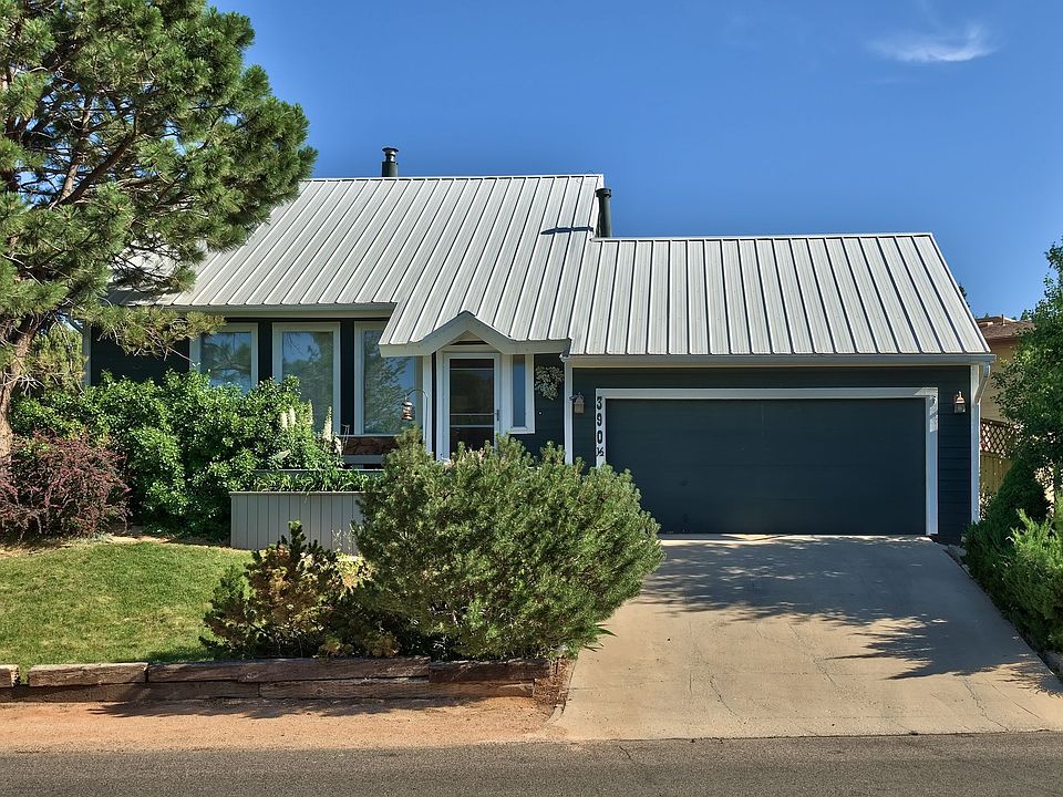 390.5 Ridgeview Drive