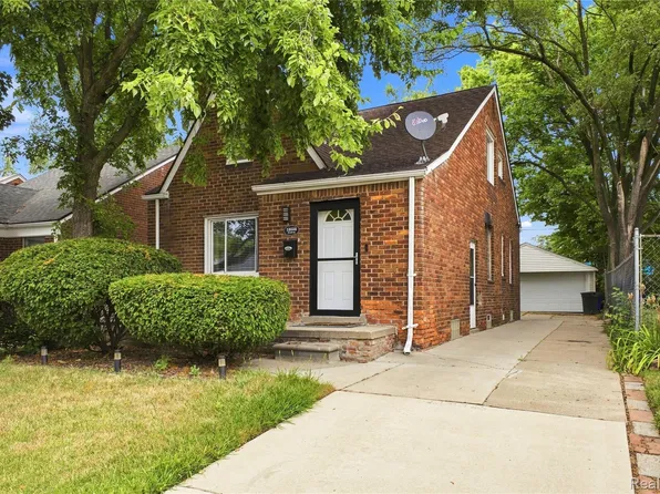 13526 Winthrop St, Detroit, MI 48227