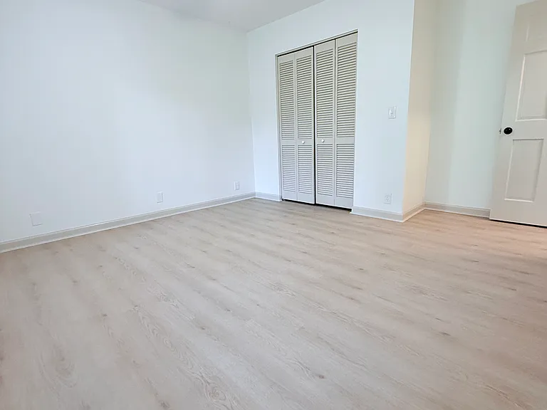 1930 Waldens Edge Way #1930 — Photo 28