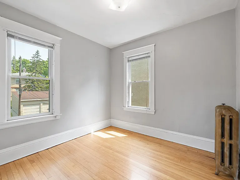 1849 Portland Ave S — Photo 12