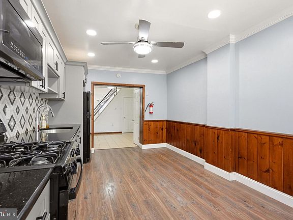 5th image of 318 Cherry St