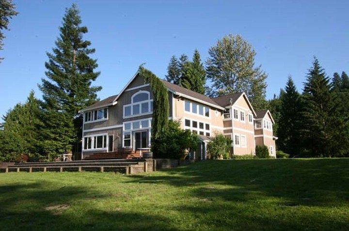 Custom Riverfront Home