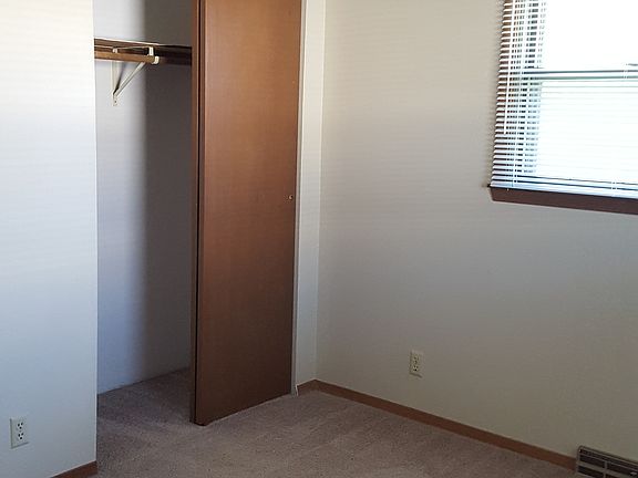 5th image of 4305 Skyview Dr