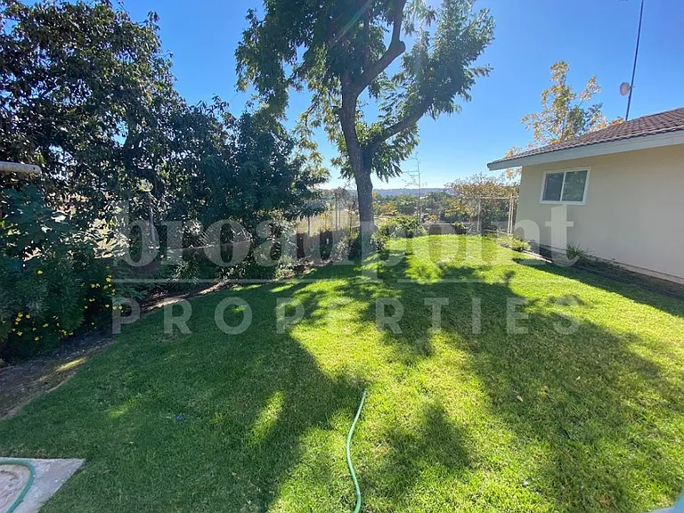 30459 Rolling Hills Dr — Photo 15