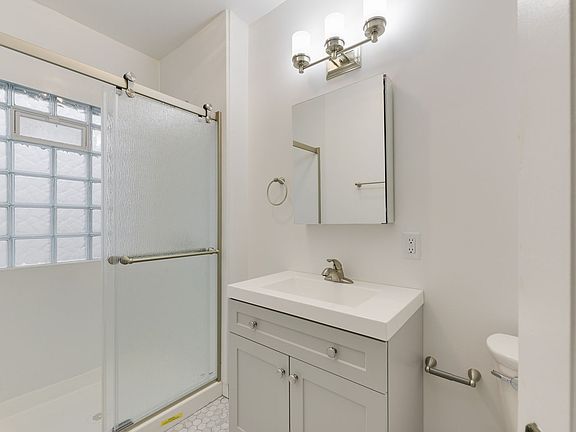 4th image of 3350 Colfax Ave S #2