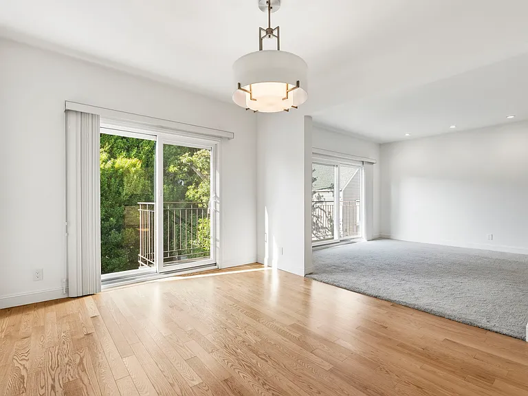 1924 Filbert St #2 — Photo 3