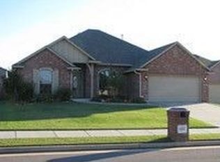 400 Mohawk Trl, Edmond, OK 73003