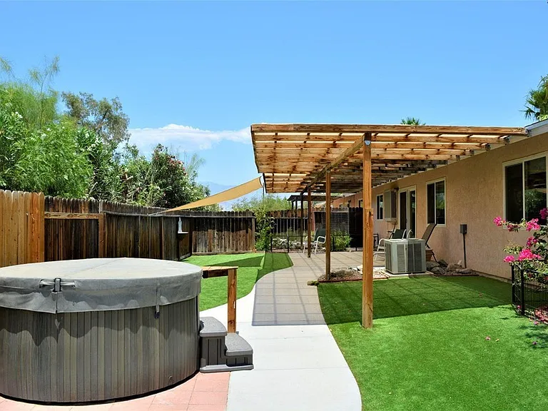 603 Verbena Dr — Photo 5