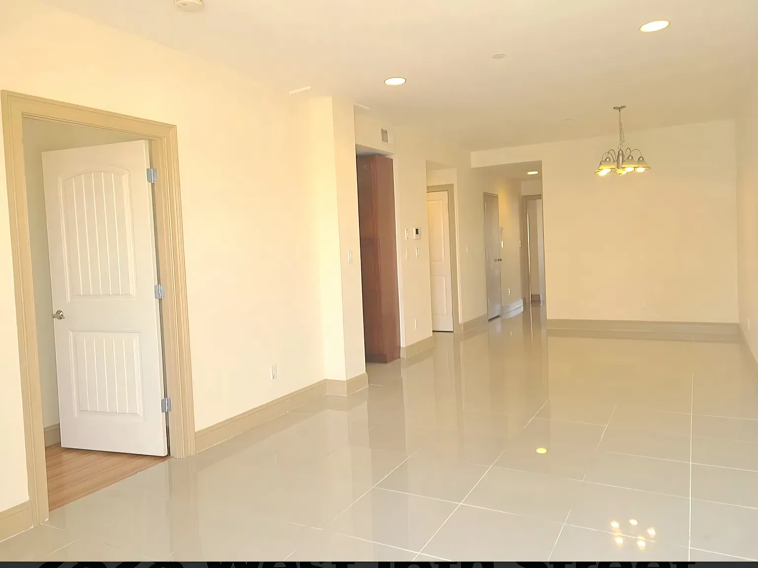 2828 West 16th Street — Photo 2