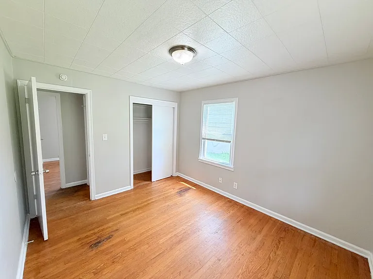 5403 Booth Ave — Photo 9