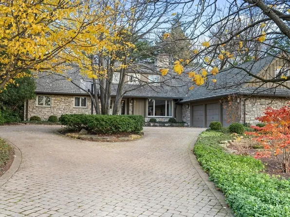345 Birch St, Winnetka, IL 60093