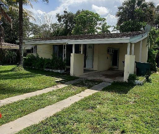 2nd image of 2001 SW 23rd Terrace