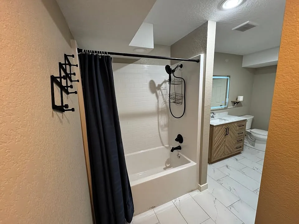 2 bed, 1500 sqft, $1,800 — Photo 4