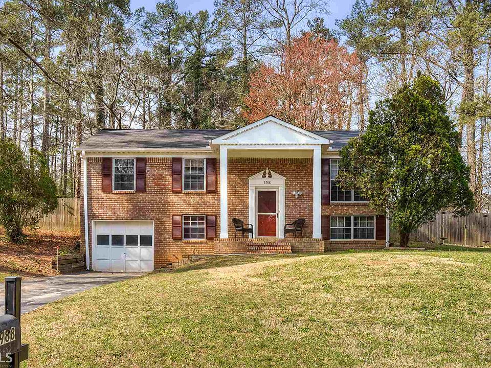 2nd image of 2988 Fern Valley Dr SW