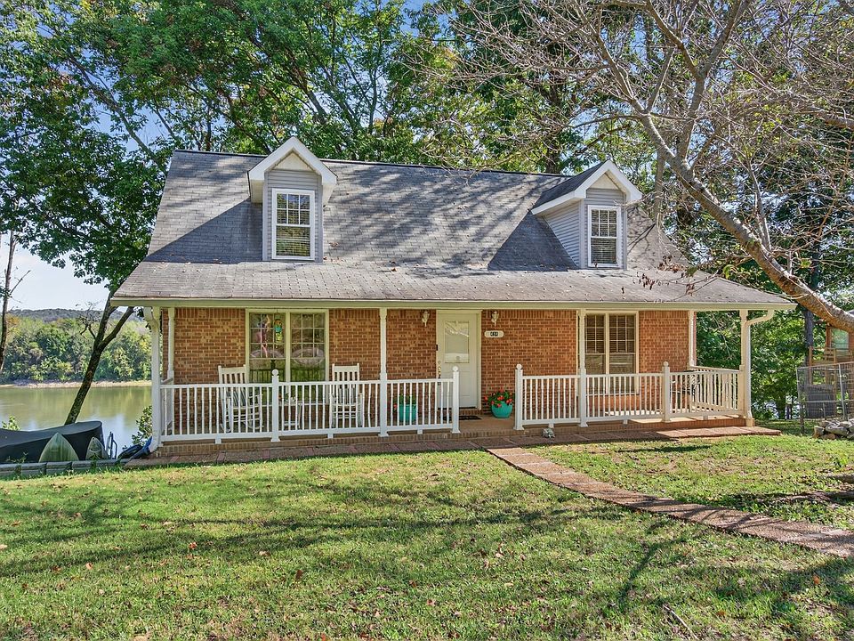 4th image of this home