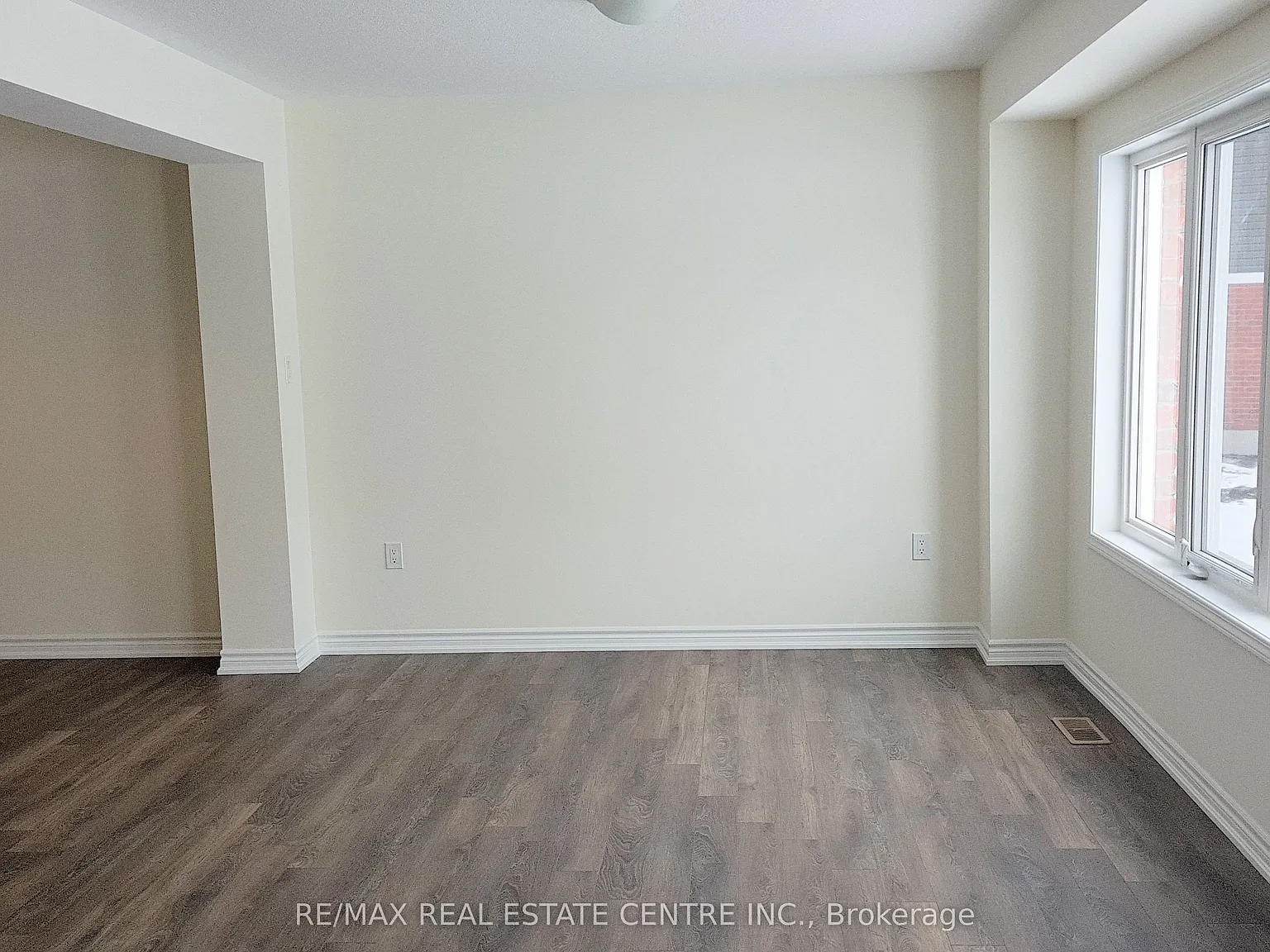 3 bed, $2,850 — Photo 3