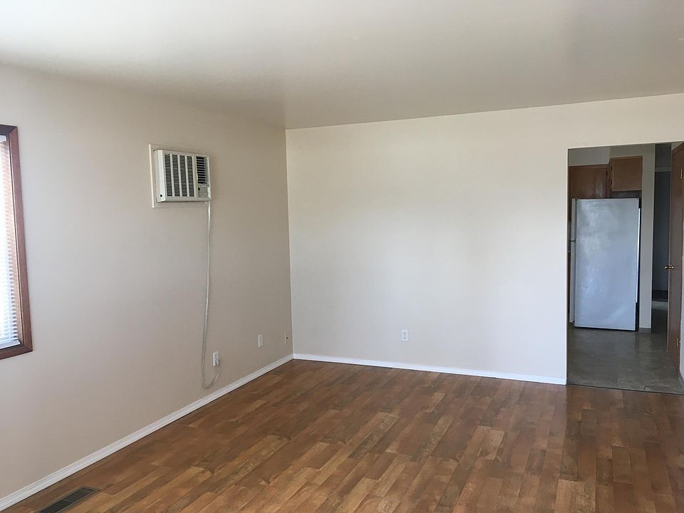 2nd image of 218 S 64th Ave