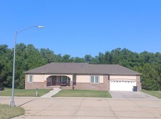 585 Peltiers Way, Pratt, KS 67124