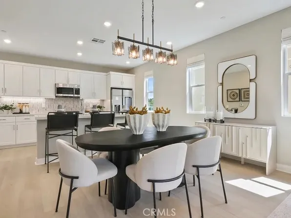 26859 Serif Pl, Valencia, CA 91381