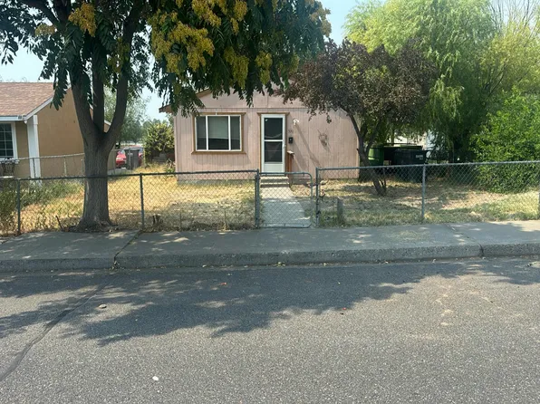 530 S Elm Ave, Pasco, WA 99301