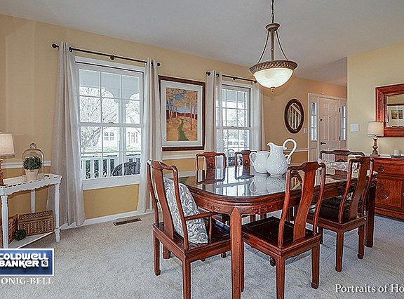 3rd image of 16 Breckenridge Dr