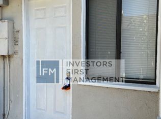 373 N Palm Ave, Rialto, CA 92376