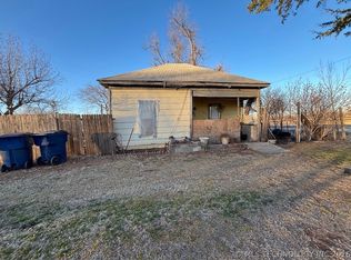 902 W Washington Ave, Guthrie, OK 73044