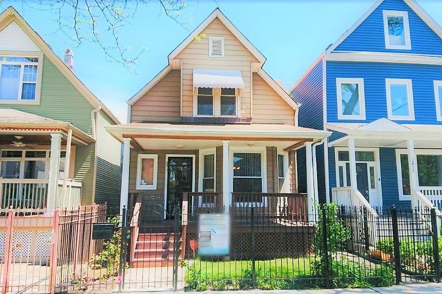 1st image of 2817 N Richmond St