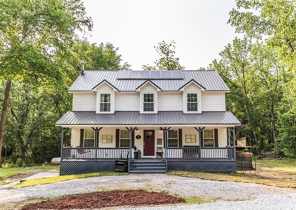 1st image of 5 Tillingham Ln
