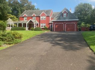 2389 High Rd, Huntingdon Valley, PA 19006