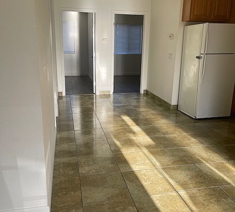 3rd image of 4438 Occidental Rd #1