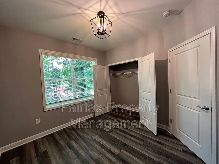 518 Boone St #104 — Photo 20