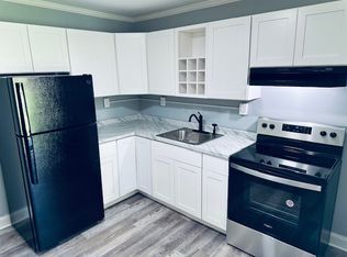 394 Dogwood Dr, Cheshire, CT 06410