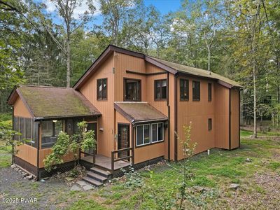 800 Osprey Ct, Lords Valley, PA, 18428