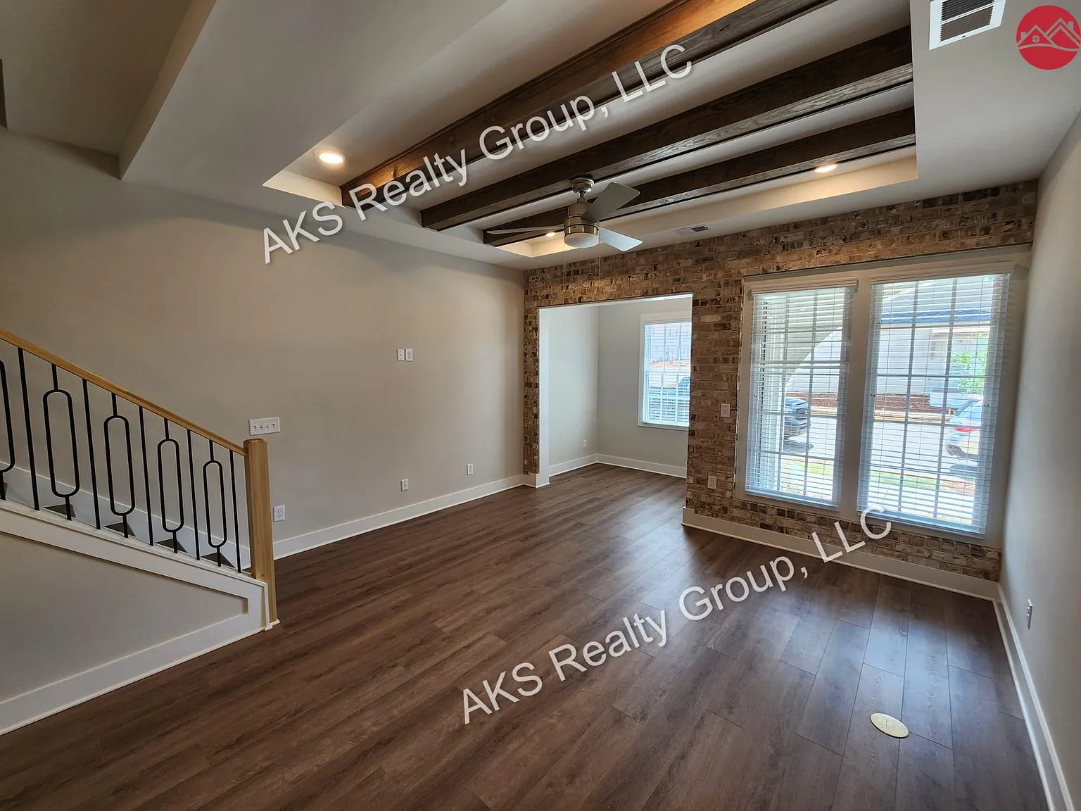 3 bed, 1500 sqft, $2,450 — Photo 4