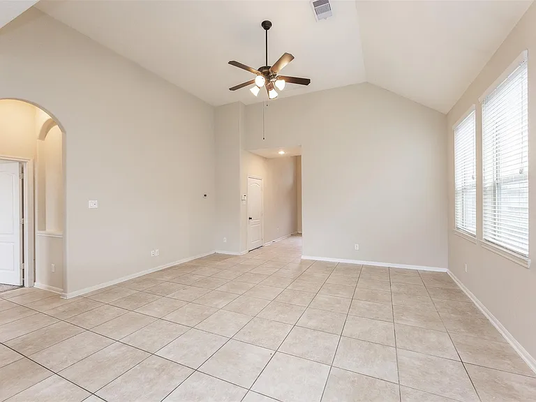24943 Blue Mountain Park Ln — Photo 15