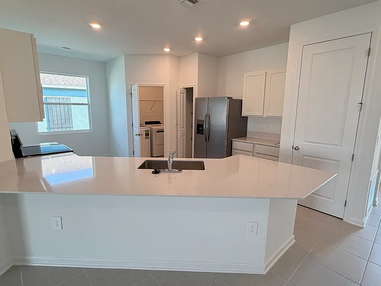 5157 Green Belt Dr — Photo 6