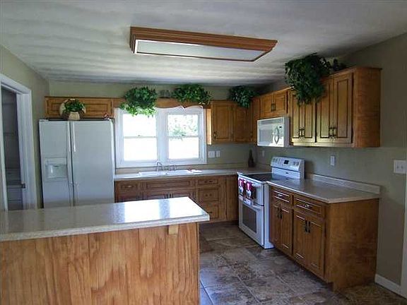 5th image of 1395 E State Road 64