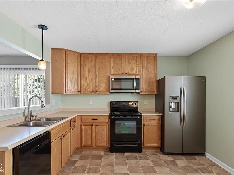 2808 Dawnlake Dr — Photo 9