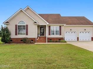 985 Bateman Dr, Elizabeth City, NC 27909