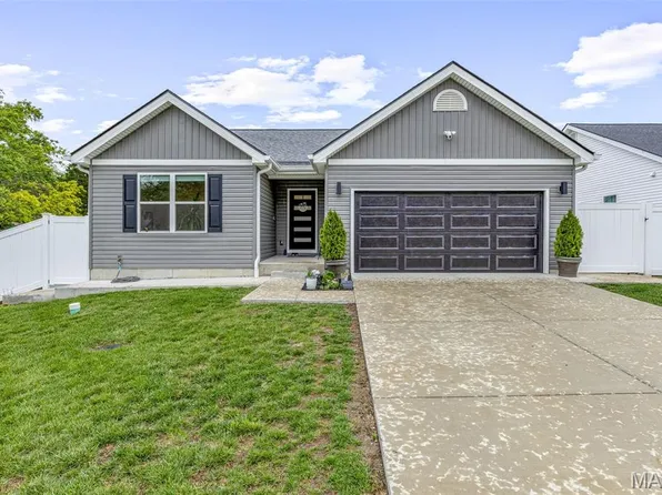 625 Lind Rd, Saint Louis, MO 63125