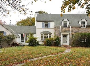 61 High St, Armonk, NY 10504