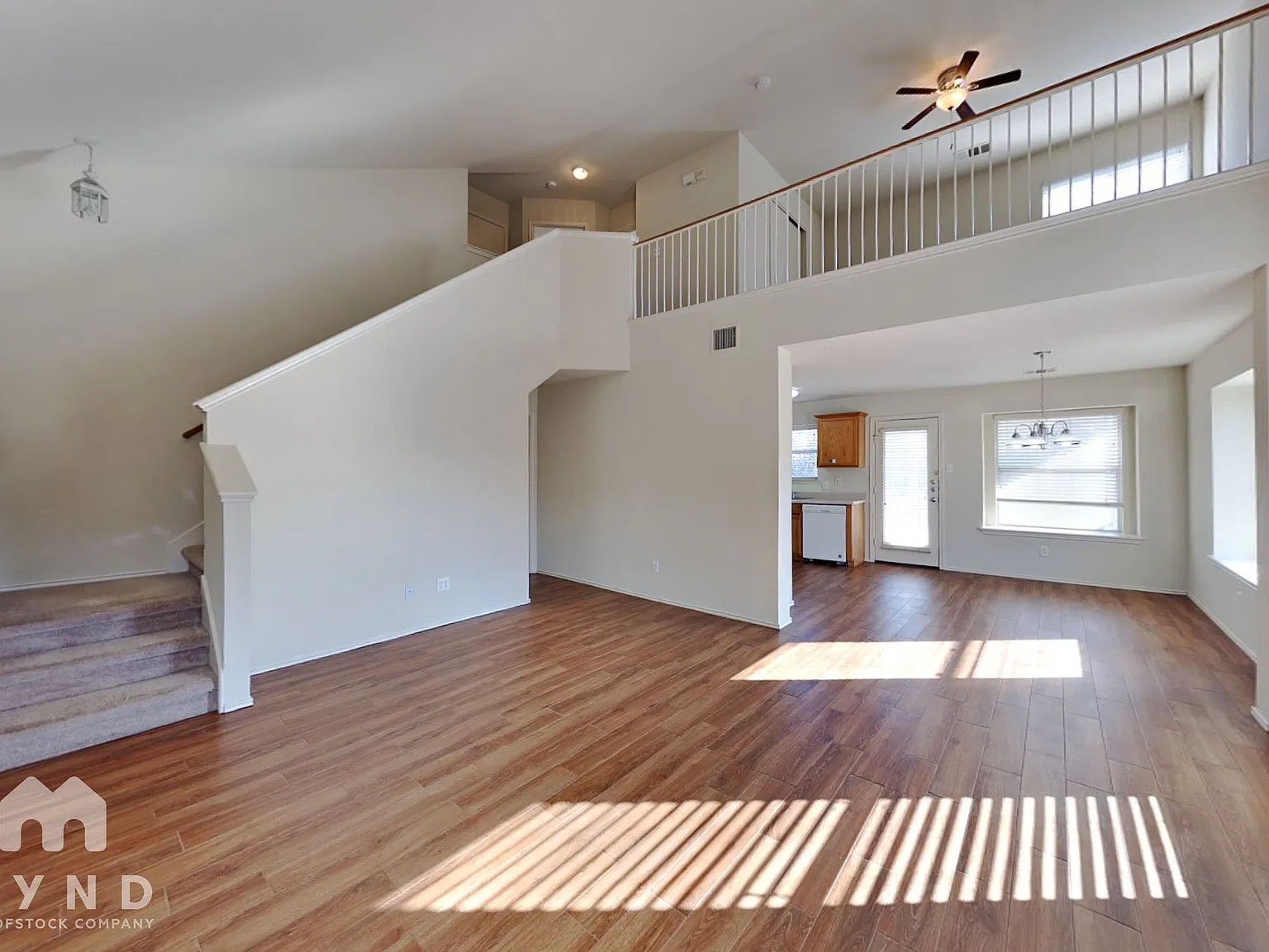 3 bed, 2.5 bath, 1745 sqft, $2,165 — Photo 3