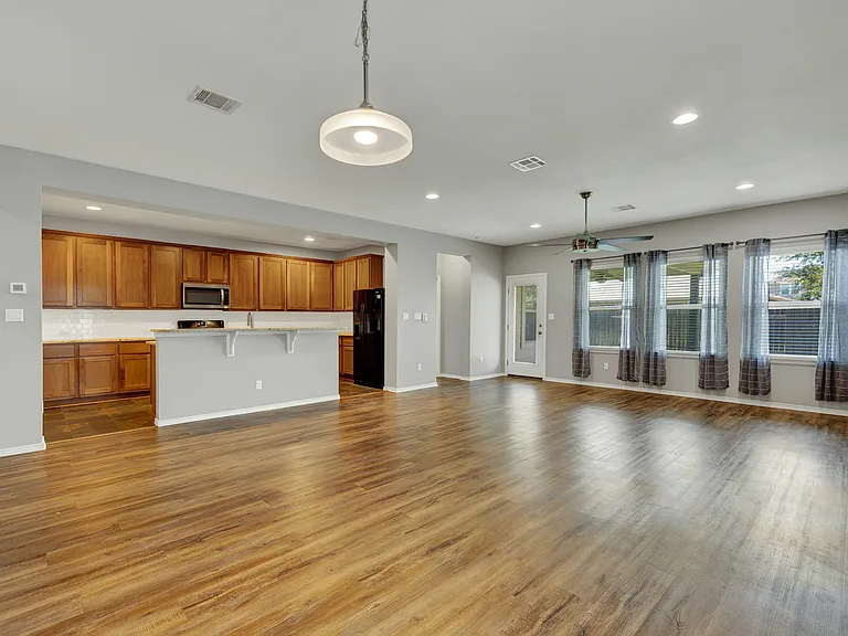 128 Sage Meadows Dr — Photo 5